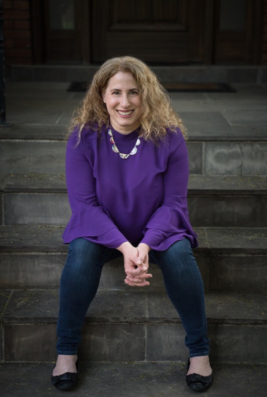 Headshot of Cheryl Silver Posner