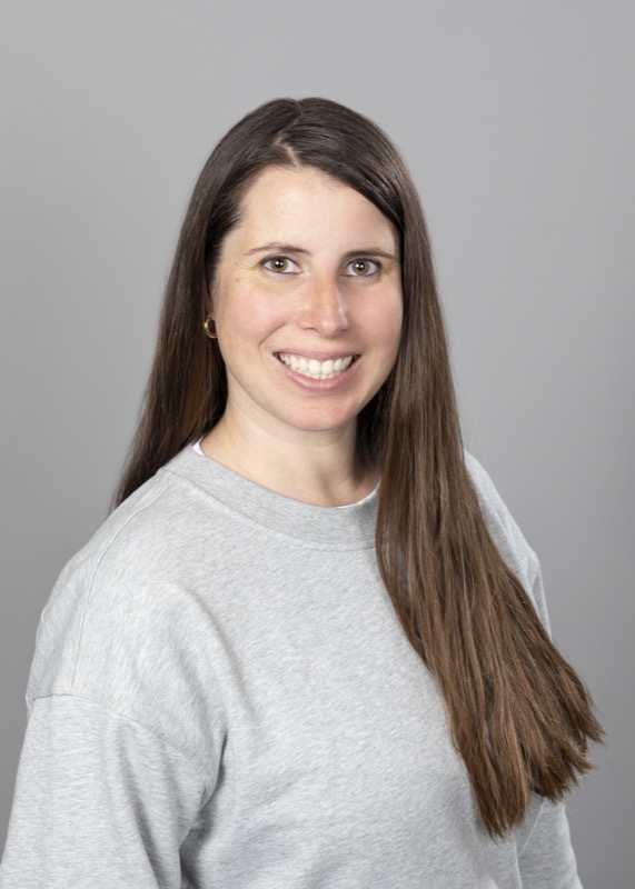 Headshot of Sara Zatzman